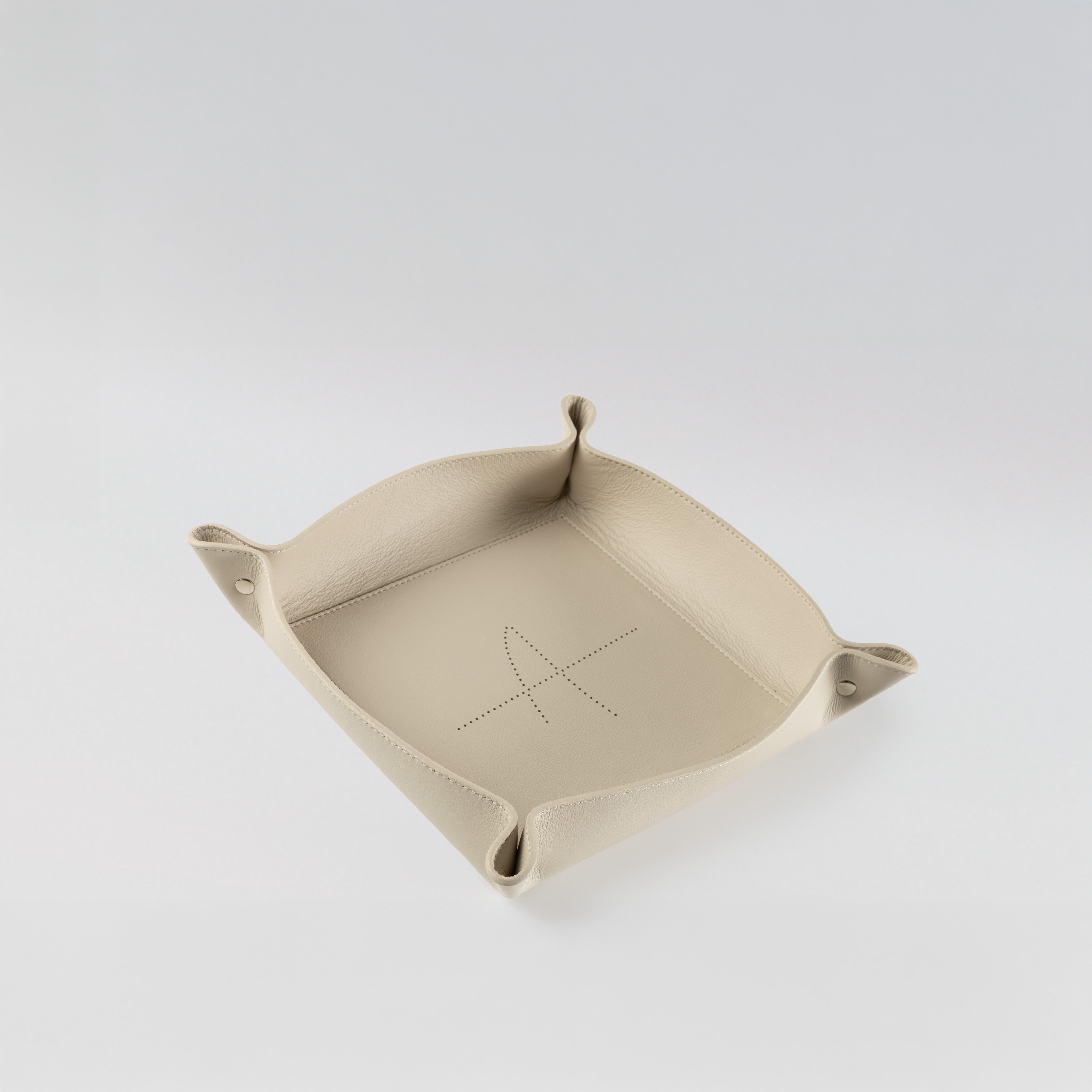 Large Essential Change Tray