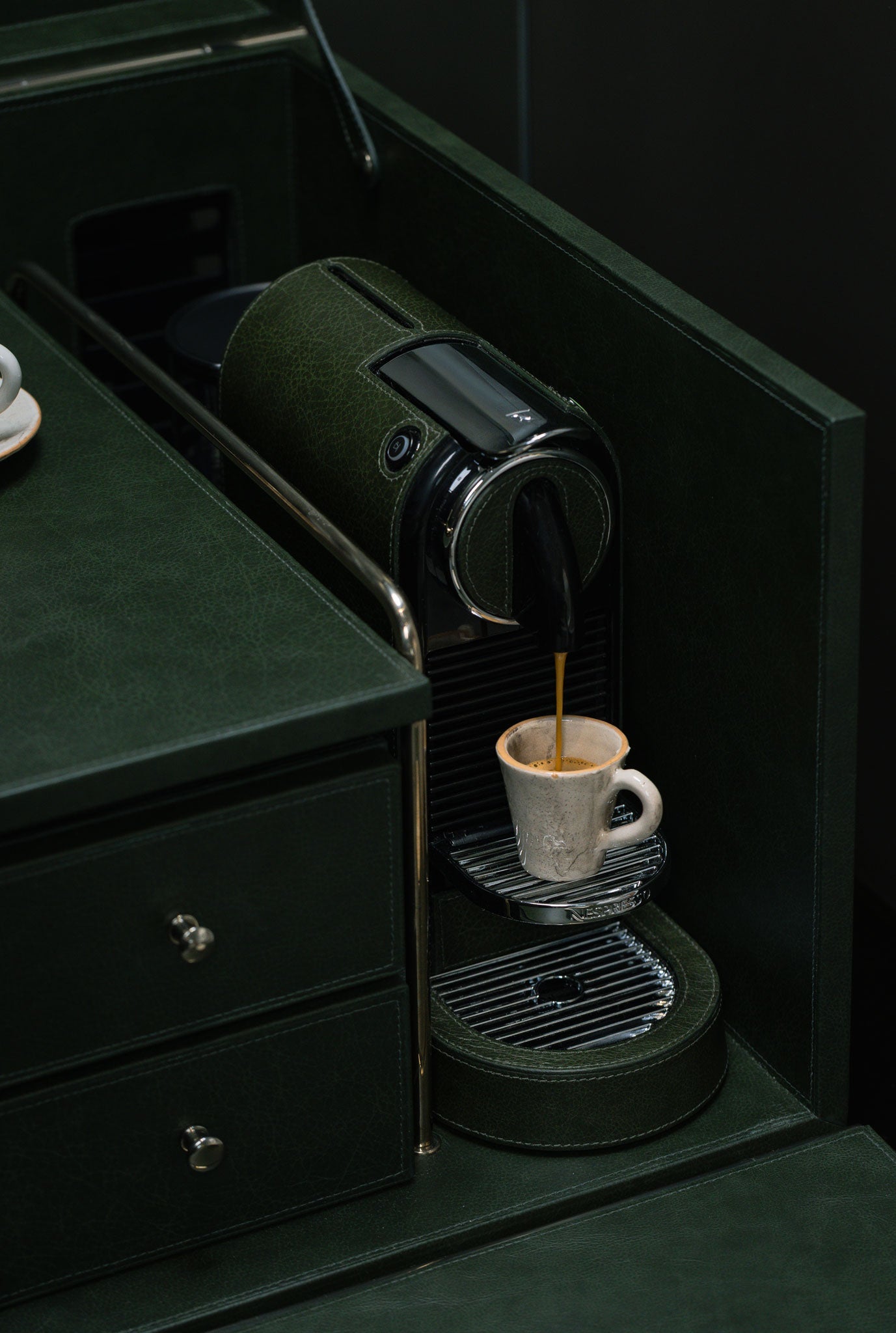 Coffee Machine & Box – Atriani