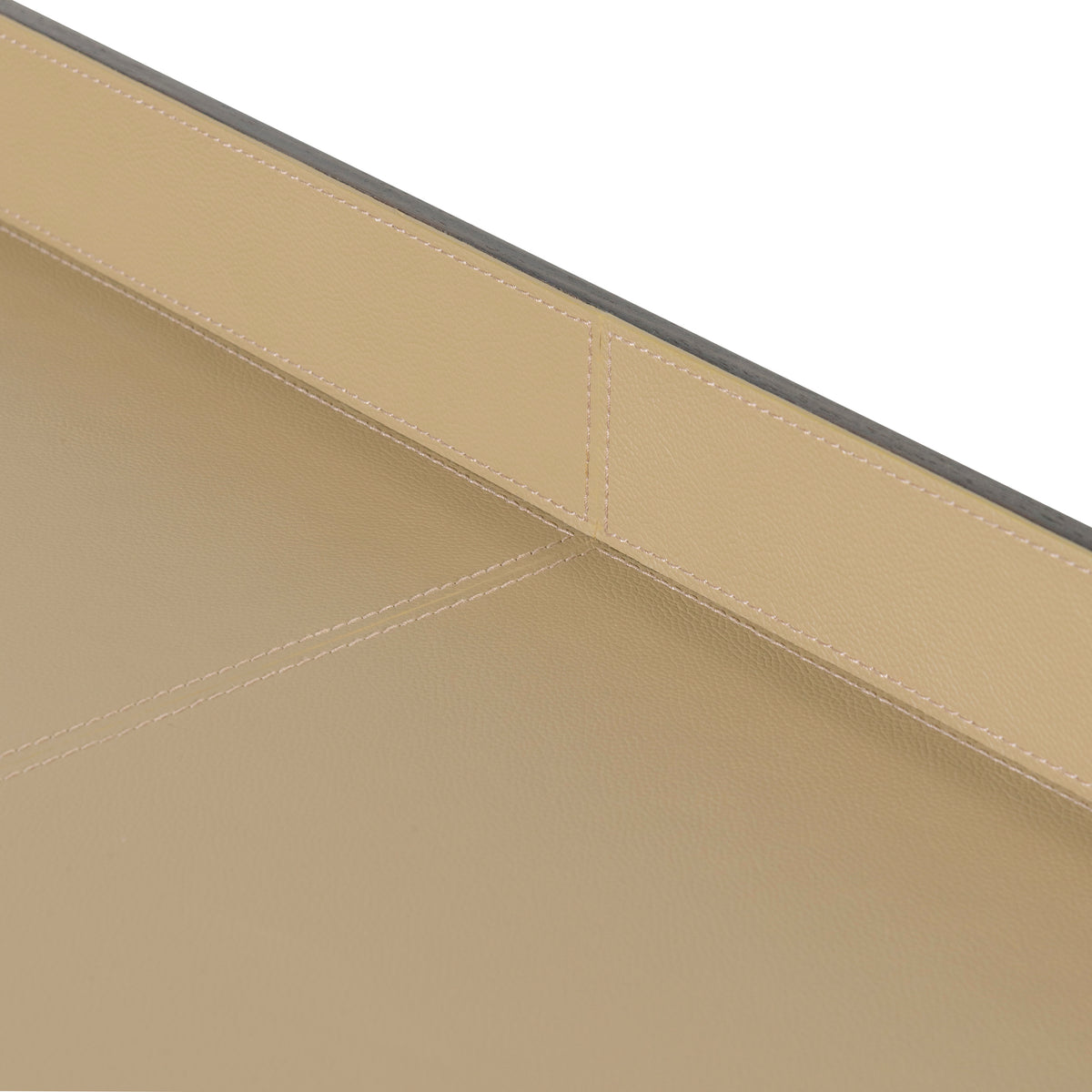 Elio Media Console (7)