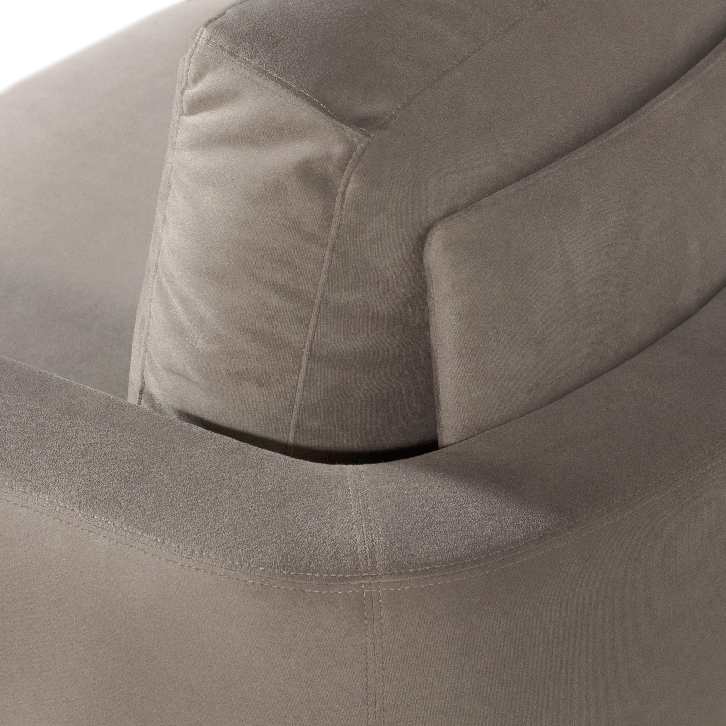 Poltrona Chair (8)