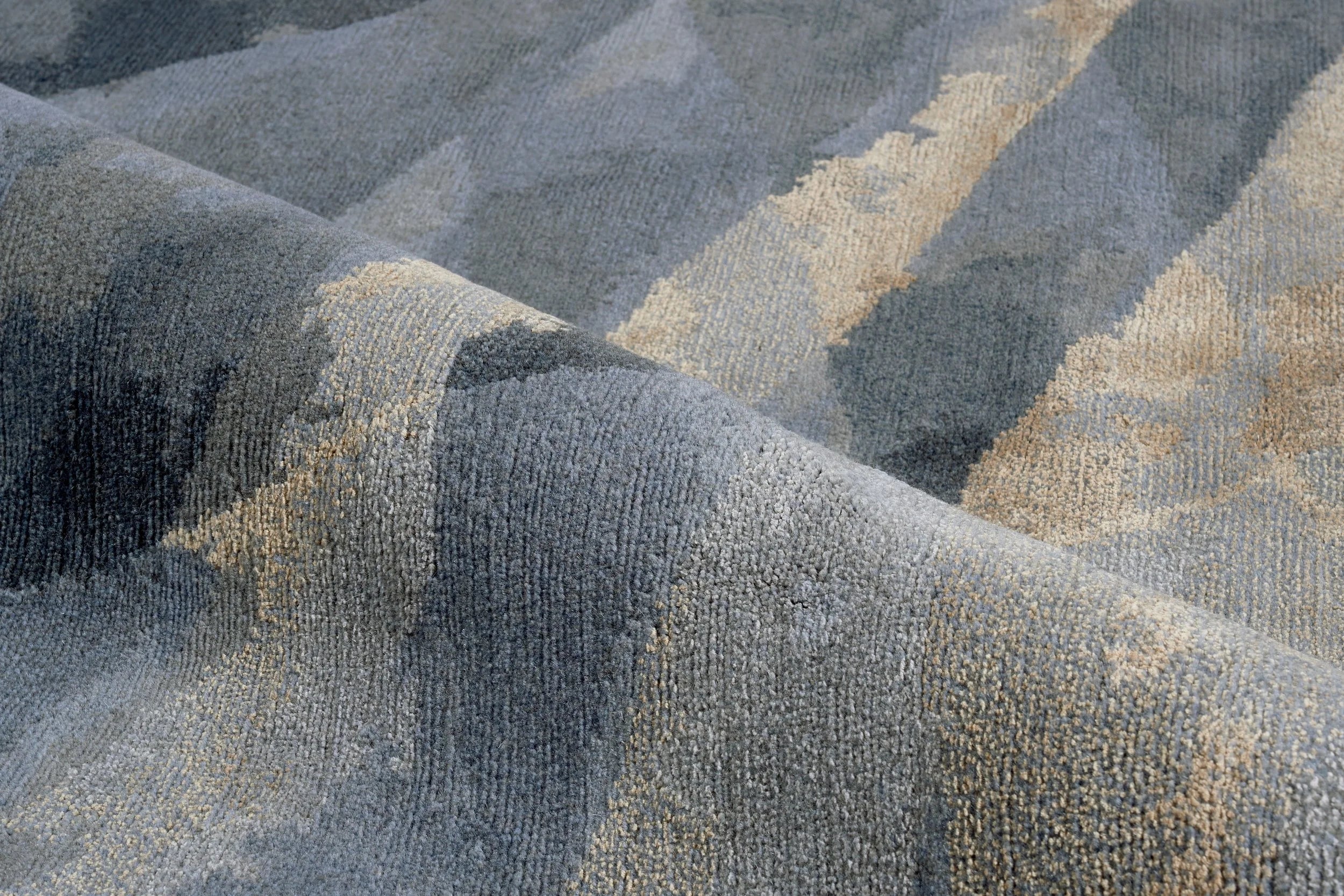 Sonance Chord Slate Rug