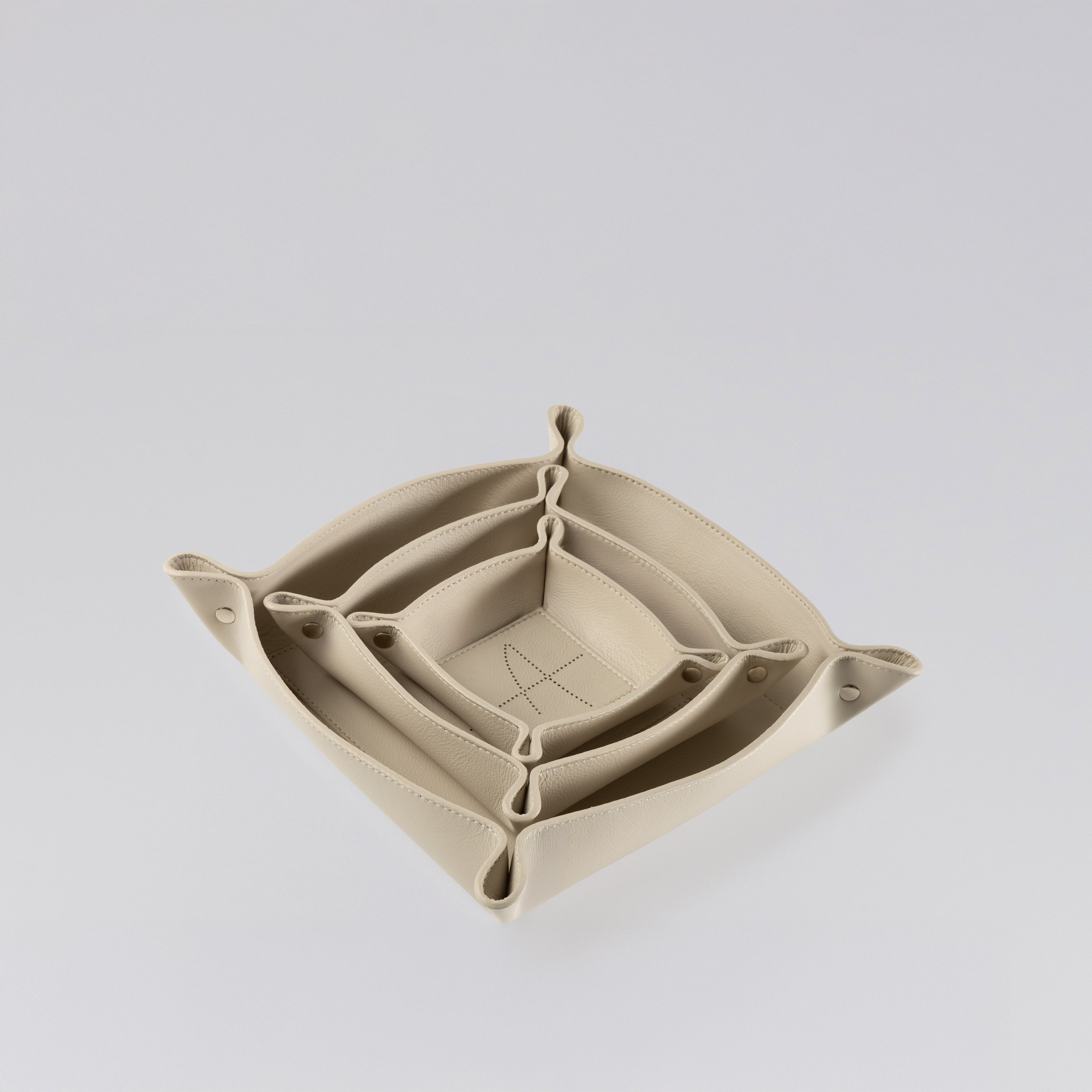 Large Essential Change Tray